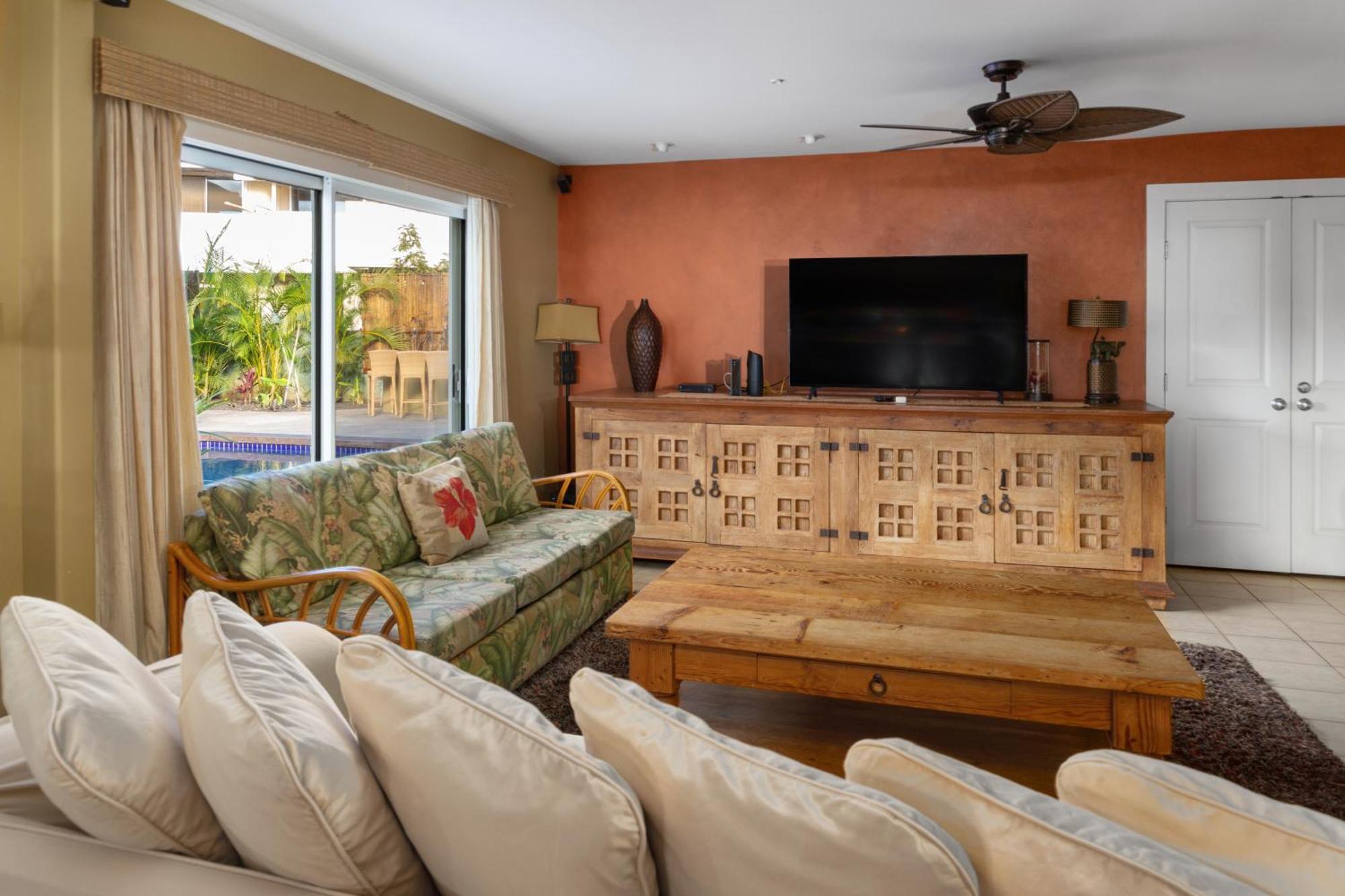 Plumeria Suite, 2-Bedrooms, Sleeps 6, Pool & Bbq, Pre-Renovation Summer Sale Kihei Exterior foto