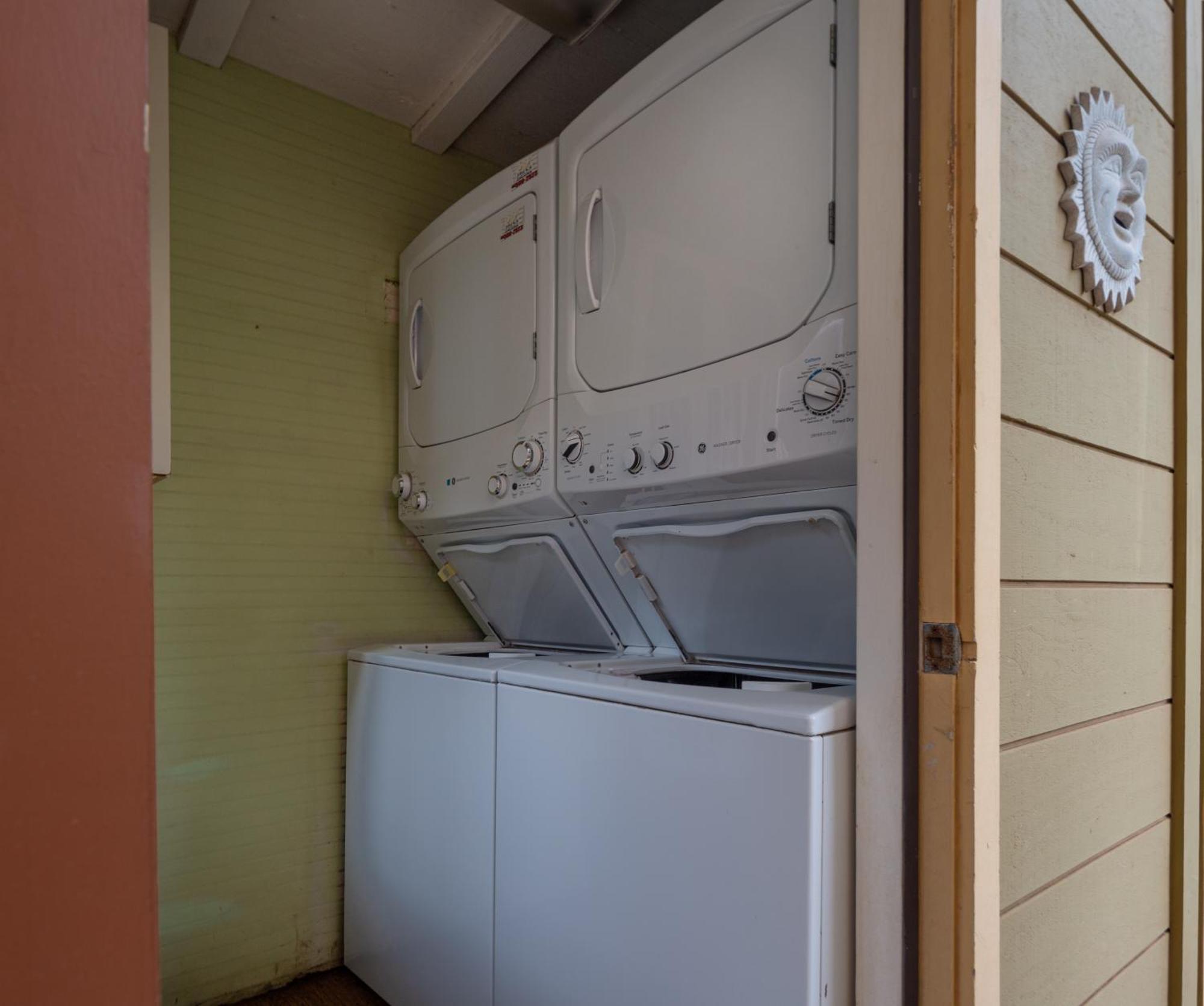 Plumeria Suite, 2-Bedrooms, Sleeps 6, Pool & Bbq, Pre-Renovation Summer Sale Kihei Exterior foto